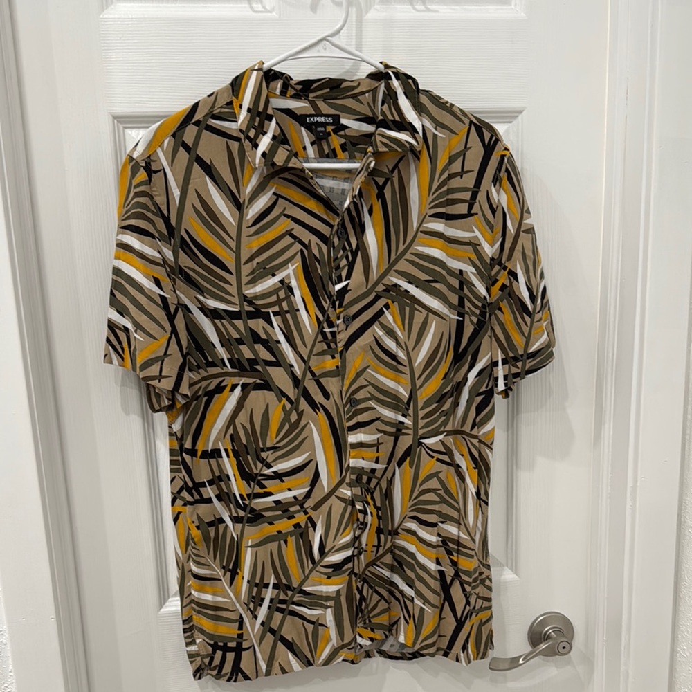 Express Men's Tropical Print Shirt - Multicolor